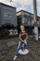 Портрет у железной дороги.
