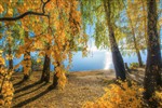 На озере осень