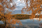 Осенний вечер на озере